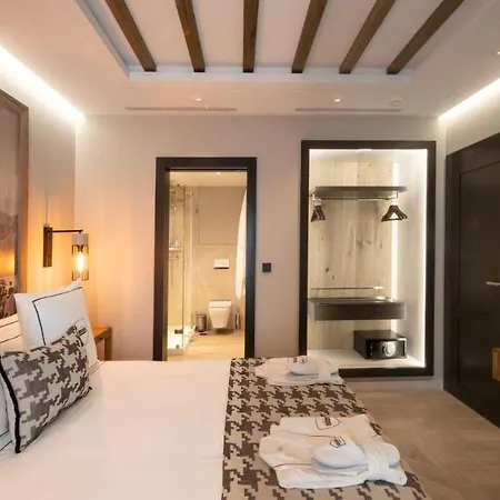 La Ciudadela Boutique El Castillo מארבלה